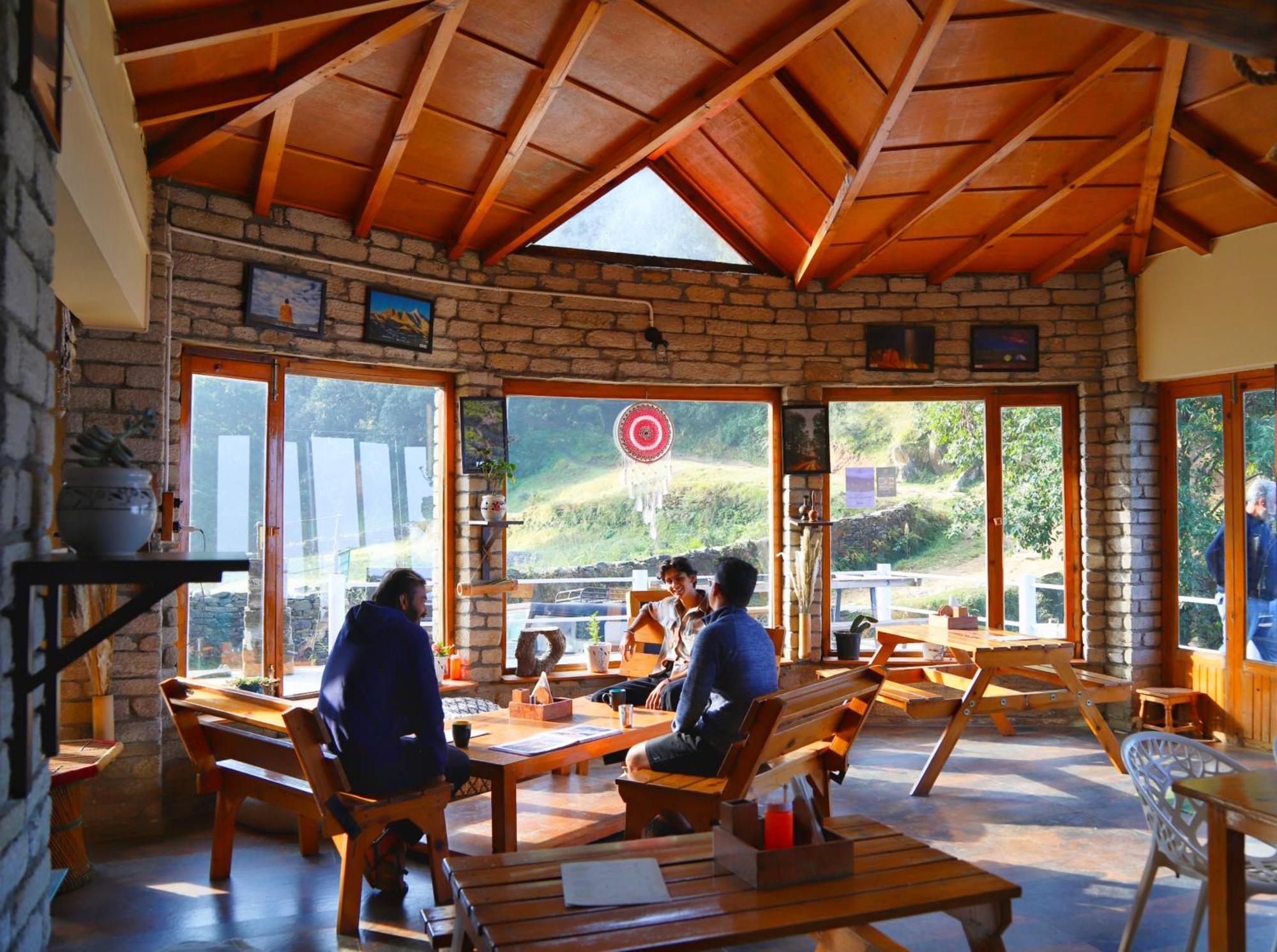 Simba Jungle Lodge, Binsar Wildlife Sanctuary Екстериор снимка