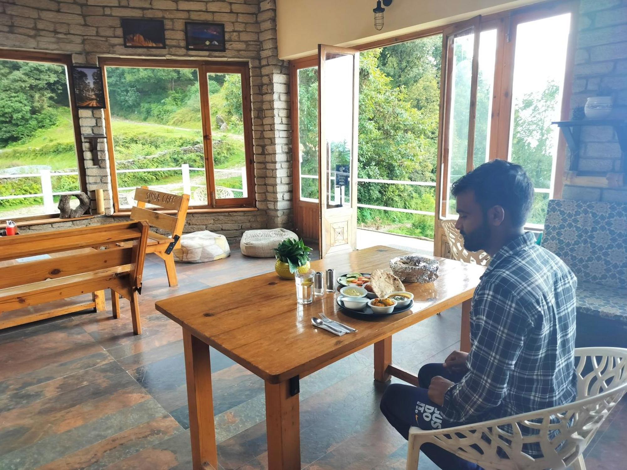 Simba Jungle Lodge, Binsar Wildlife Sanctuary Екстериор снимка